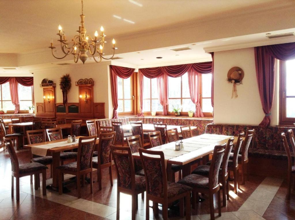Landhotel Oberwengerhof シュピタル・アム・ピュールン エクステリア 写真